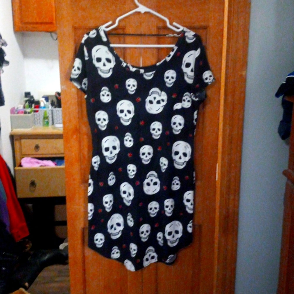 Skull & roses dress *LAST CHANCE*